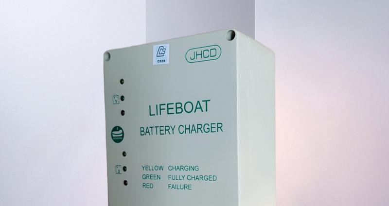 2X5a 2X12V DC Lifeboat Battery Charger CD-4212-2 with High Quality